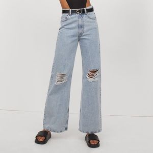 NWT H&M Wide Leg High Waisted Distressed Jeans